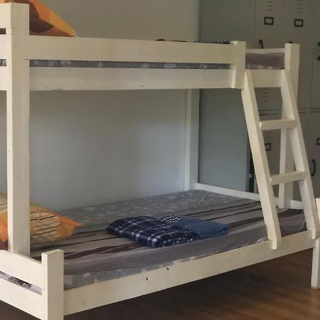 Alesseo Hostel Tiniguiban Εξωτερικό φωτογραφία