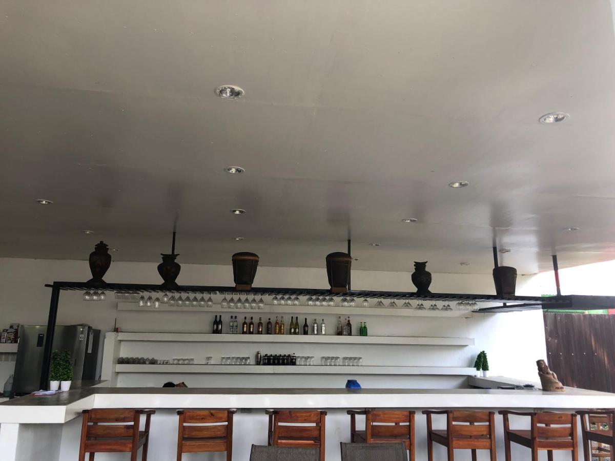 Alesseo Hostel Tiniguiban Εξωτερικό φωτογραφία