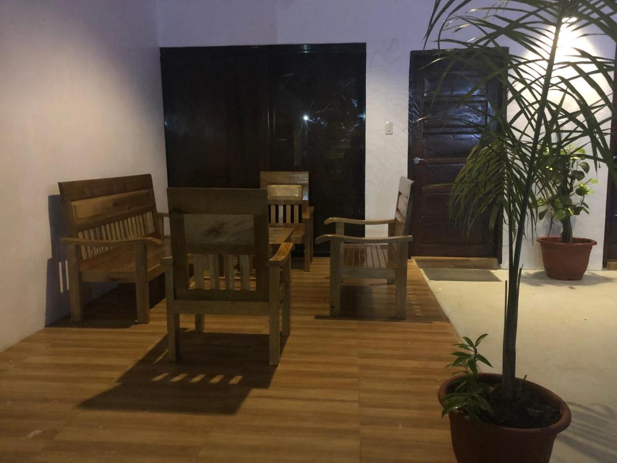 Alesseo Hostel Tiniguiban Εξωτερικό φωτογραφία