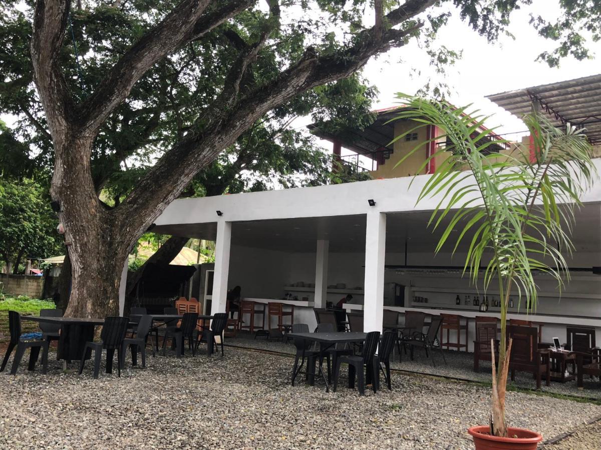 Alesseo Hostel Tiniguiban Εξωτερικό φωτογραφία