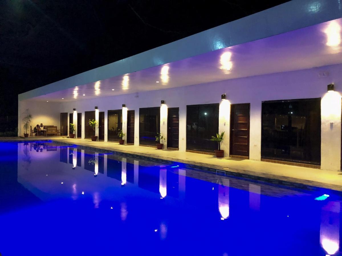 Alesseo Hostel Tiniguiban Εξωτερικό φωτογραφία