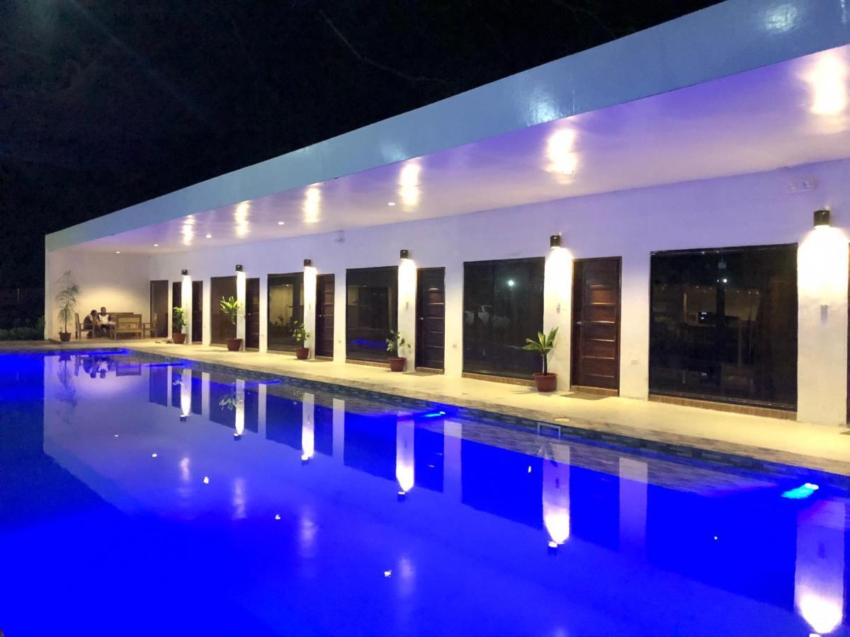 Alesseo Hostel Tiniguiban Εξωτερικό φωτογραφία