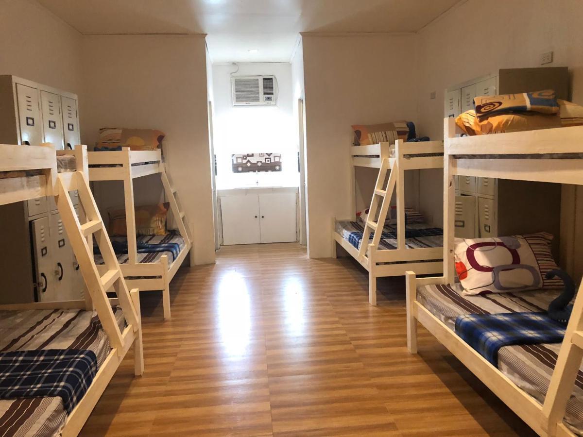 Alesseo Hostel Tiniguiban Εξωτερικό φωτογραφία