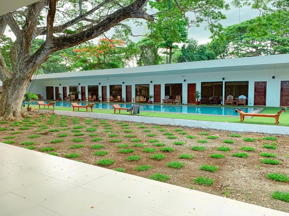 Alesseo Hostel Tiniguiban Εξωτερικό φωτογραφία